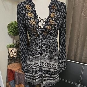 En Creme Black and Gold Mini Dress